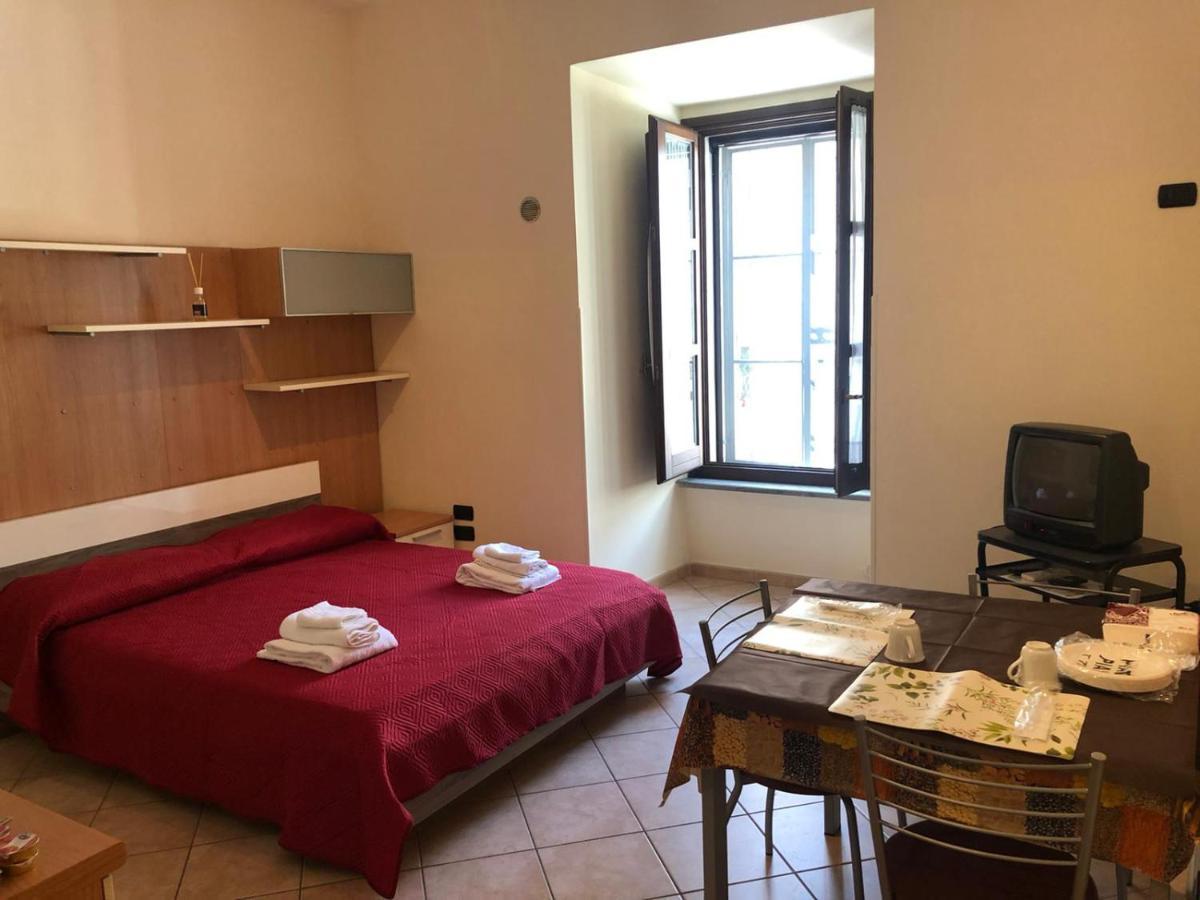 קטנזארו Guest House Via Poerio מראה חיצוני תמונה